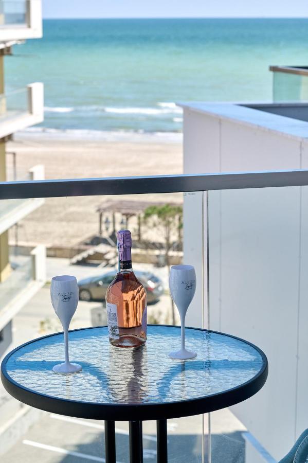 Teona - Infinity Pool & Spa Resort Năvodari 외부 사진