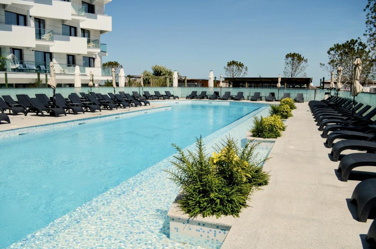 Teona - Infinity Pool & Spa Resort Năvodari 외부 사진